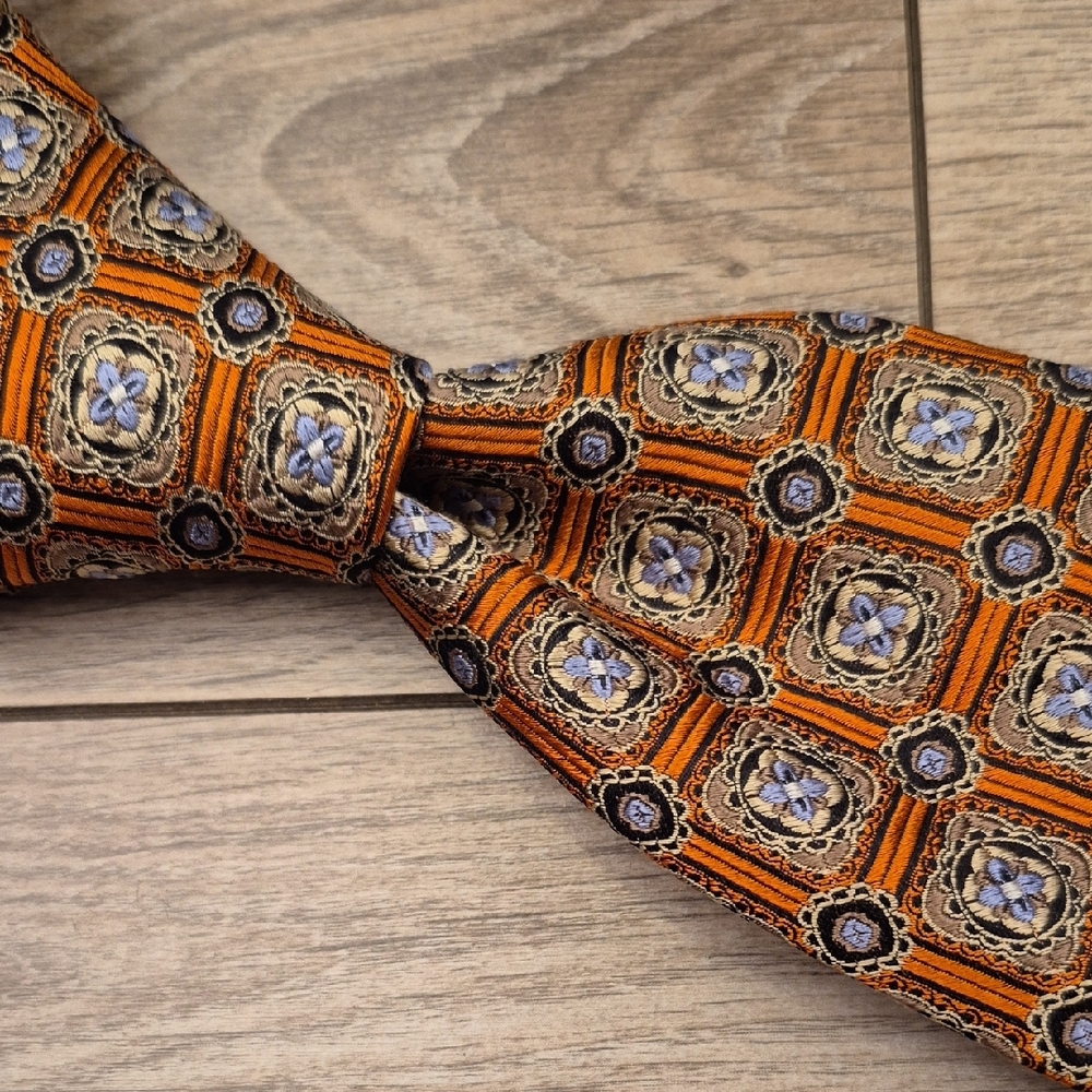 JZ RICHARDS Metallic Orange‎ Silver Abstract Pattern USA Mens Silk Tie NEW
